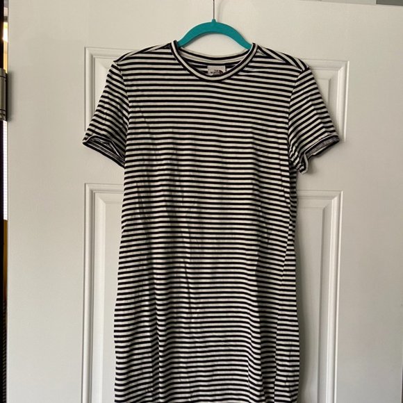 Black And White Striped T Shirt Dress 2026.The North Face | Dresses | North Face Black And White Striped Tshirt ...